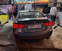 نيسان ماكسيما